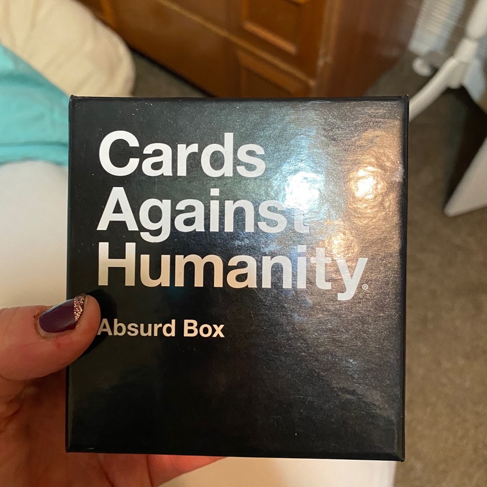 Cards against Humanity Absurd Box game